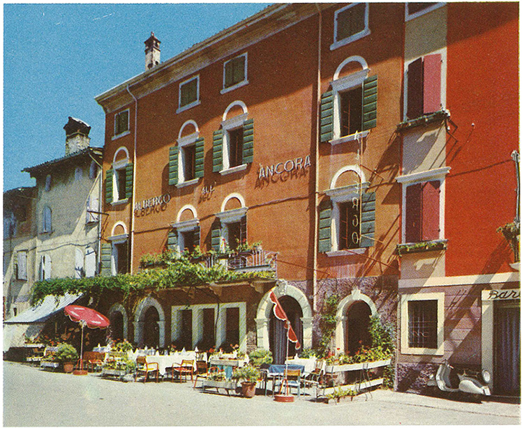 Old picture of Ancora Suites